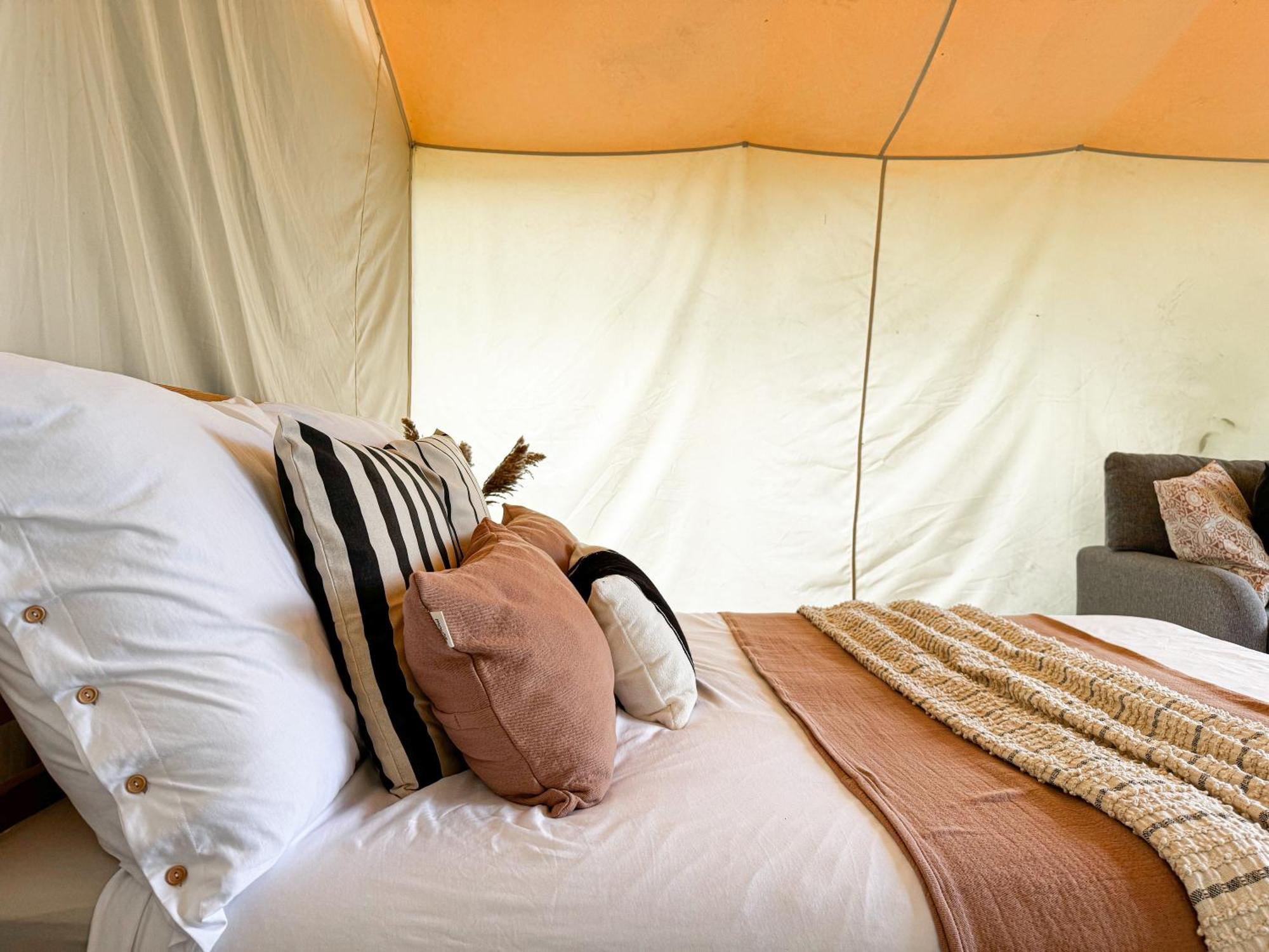 Luxuszelt Boho Park Glamping Zawiszyn